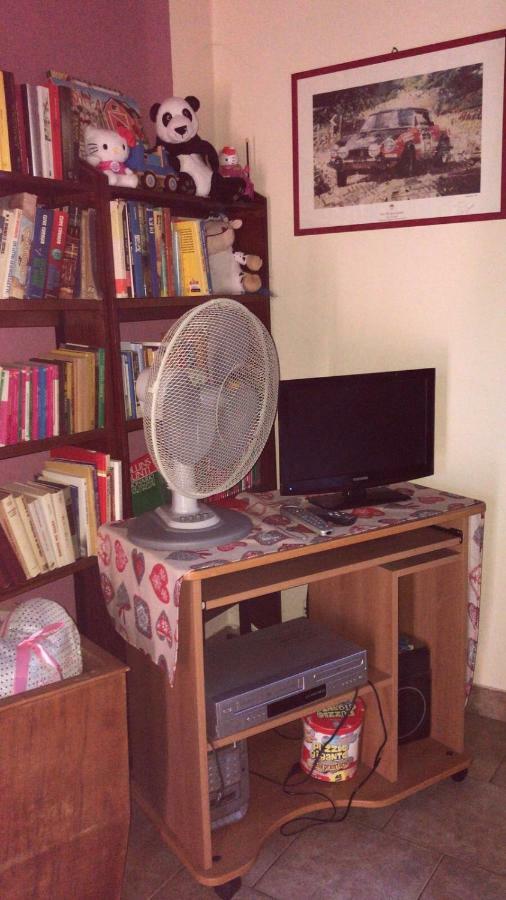 Gloria'S House Villa Zerbolo ภายนอก รูปภาพ